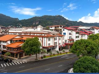 Jinjiang Metropolo Wuyishan Sangu Resort Hotel - 2
