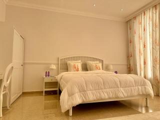 4-Bedroom Villa in Karaana - 7