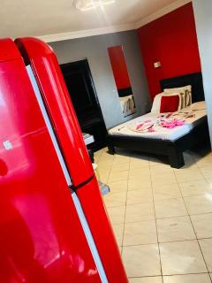 Chambre meublée Londres 2 avec eaux chaudes - Douala - 0
