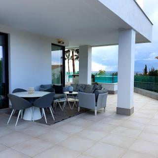 Luxury Santa Barbara Heights - 4