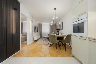 Tasteful One Bedroom Apartment by Noclegi Renters - Varsovie - 5