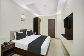 SPOT ON HAPPY PLACE HOTEL & RESORT - 6