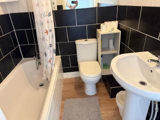 Private Room with Ensuite 7 - Avonmouth - 6
