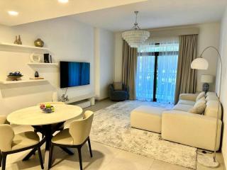 Luxury 1BR with Burj Al view - 7