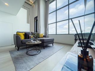 Near BTS l Modern Luxury l By Sontana - 7