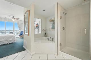 *New Listing* Ocean Front Oasis 2BR with Private Double Balcony at The Wyndahm Ocean Walk Resort - 5