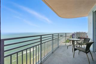 *New Listing* Ocean Front Oasis 2BR with Private Double Balcony at The Wyndahm Ocean Walk Resort - 2