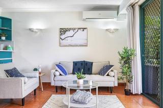 Currumbin Sands 2BR Resort Beachfront Parking - 6