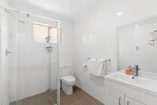 Homely Getaway at Acacia Ridge 2B1B AC1 - 2
