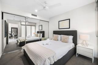 Experiencing Uni Life 2BR Kelvin Grove Parking - 3