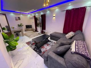 3B-Modern furniture apartment city center - 0
