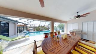 Beautiful 4 bedroom pool home with gulf access - 5
