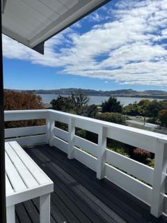 Modern Townhouse, Stunning Views - 9