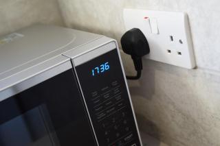 Clives Abode - Centrally Located 2BR Family Home - 6