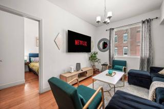 New Modern Apt in Chinatown Parking Available - 9