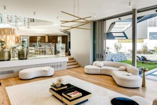 Grand Camps Bay 5bed w Views Pool Gym Villa Serena - 9