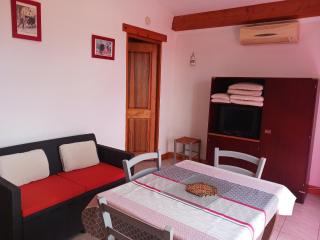 Maisonnette avec jardin - Séjour détente - Sabran - 6