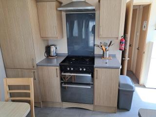 Maple Park - 3 bedrooms sleeps 8 - 2