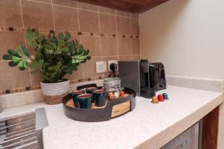 SuiteY Serviced Living - 7