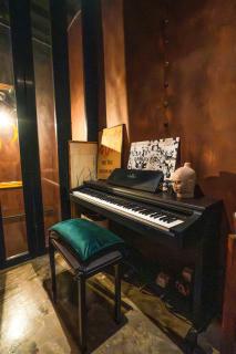 Boutique Suite 3BR x The Lobby Bar & Bed - 4