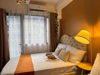 1645 Coffee Room Shore 2 Residences Pool View by Prime Stay MOA - 2