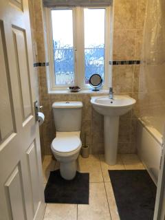 Home Away from Home - Milton Keynes - 5