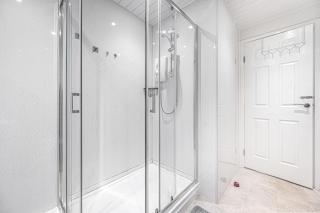 City Centre Apartment - 8