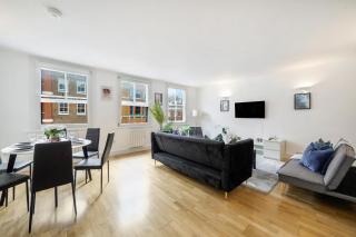 Modern 2-Bedroom, 2-Bath Apartment in Fitzrovia - 0
