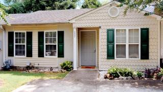 Pet Friendly condo, walk to the Masters - Kennelworth - 0