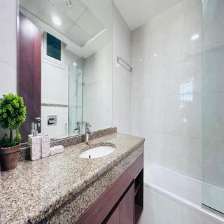 Modern 1BR w Pool and Parking At Roxana Residence - 6