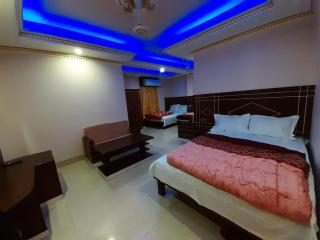 Hotel Golden Inn - 7