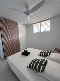 Très joli F2 climatisé vue mer - 8