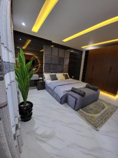 Super Luxury 3bedroom Apartment in Gbagada - 5