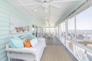 Harbor Point Ocean Front Beach Estate - 4