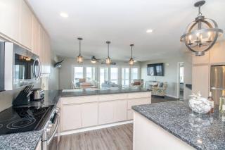 Harbor Point Ocean Front Beach Estate - 3