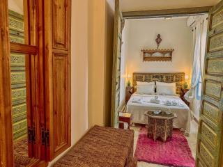 Riad Dar Malwan Hotel and Massage - 7