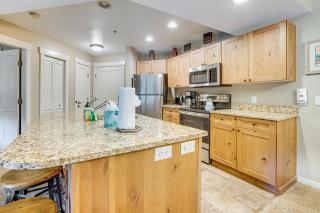 Walk to Lifts Copper Mtn Condo in Center Village! - 1