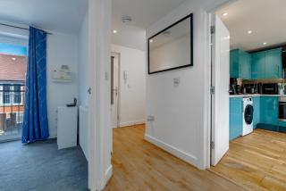 Pet friendly village flat with EV charging - 8