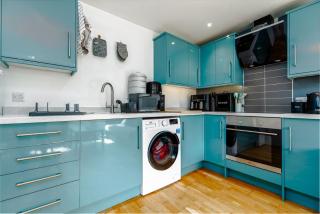 Pet friendly village flat with EV charging - 4