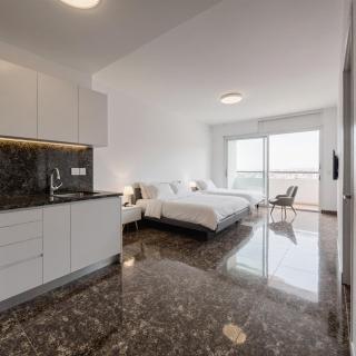 House so close to airport - 0