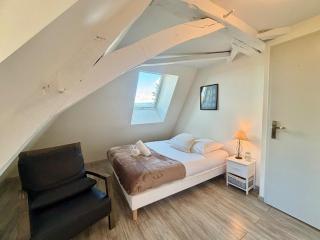 Le Douare, Proche centre-ville, Parking - Morestel - 8
