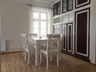 Mohri Old Town Apartments - 8