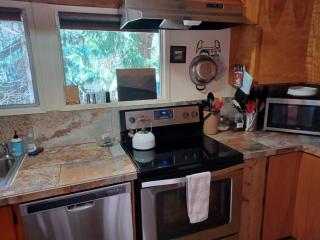 Cascade River Bungalow in the North Cascades - 6