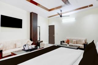 Hotel O Golden Guest house - 1