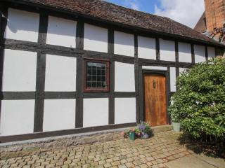 Courtyard Cottage - 9