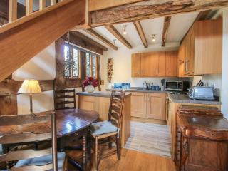 Courtyard Cottage - 3