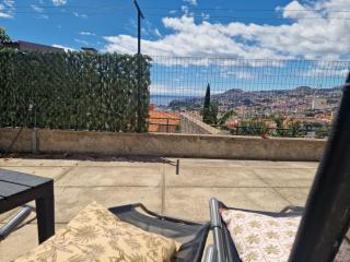 Bay View House by MTH - 2