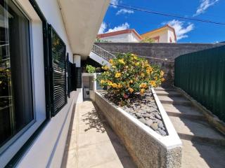 Bay View House by MTH - 6