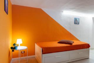 GuestHost - Central apartment Caronda Mezzanine - 2