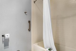 Best Western Lakewinds - 6